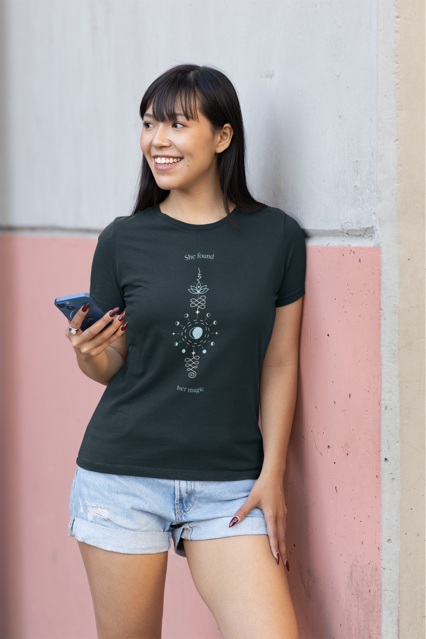 Women's Classic Graphic T-Shirts